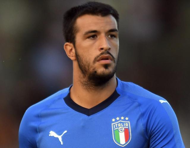 队试图通过 队试图通过